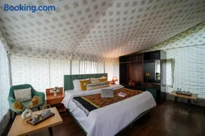 Skylight Retreat - Chail - Image 2