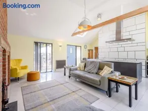 Romantic cottage for 2 with hot tub - Image 2