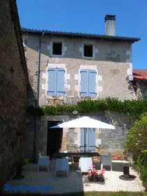 La Poste Saulgond - Image 1
