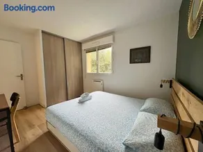 Godard - T3 avec 2 Chambres 1 Salle de Bain et Balcon - Image 5