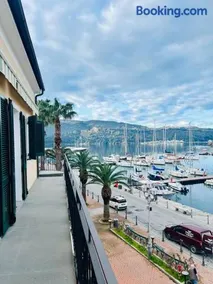 Luxury Seafront Penthouse - Image 2