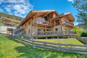 Chalet Schmitten - by Alpen Apartments - Image 1