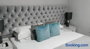 Villa B Suites and Rooms - Image 3