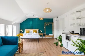 Neighbourhood Bedrooms - Image 4