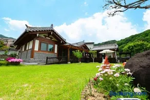 Hanok Private Villa Stay Hoejeongdang - Image 3