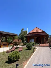 Kuća za odmor Markoci - Image 1