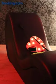 Jacuzzi privé - Escape Game et Chambre Secrète 77 - Image 2