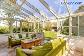 5 Bed in Fordingbridge oc-nfl35 - Image 4