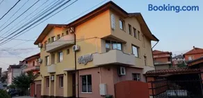 Hotel Royal - Image 2