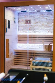My Funky House - Jacuzzi, Sauna, billard, cinéma, Nintendo Switch, jeux, filet suspendu - Image 5