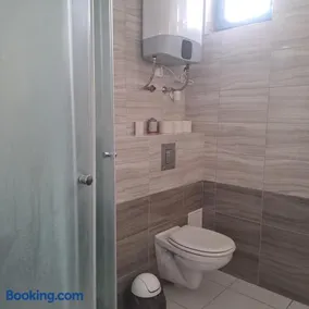 Hive apartment - Image 4