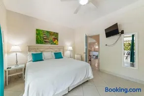82 Cherry Avenue - Image 1