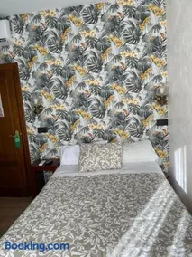 Hostal Plaza - Image 4