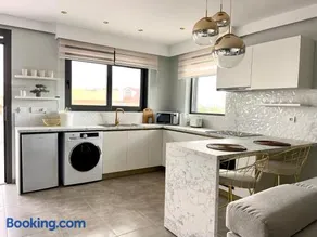 Vixen Apartment - Image 2