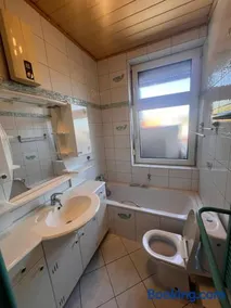Monteurzimmer Wohngemeinschaft oder komplette Monteurwohnung in Recklinghausen mit getrennten Betten WLAN Küche perfekt für Teams - Image 2