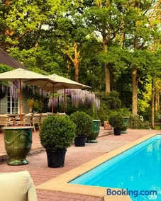 Country house in Forest of Rambouillet - Image 4