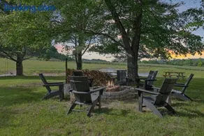 Luxury Farm House with Game room & Outdoor Retreat - Image 2