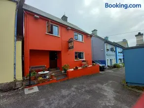 Baywatch Inn - Image 5