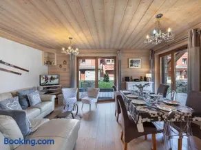 Appartement familial à Courchevel avec terrasse et parking couvert - FR-1-563-25 - Image 1