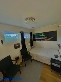 Apartment with parking and sauna - Image 3