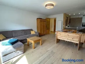 Spacieux 4 pièces avec parking et vue imprenable à Praz-sur-Arly - Image 2