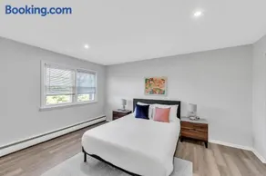 Pine Brook 817 I Corporate 1Br Apartment ! - Image 2