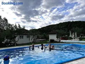 Guest House By The River - Image 3