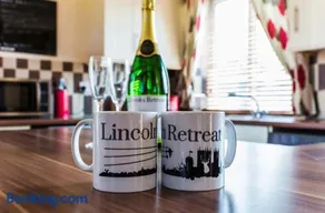 Lincoln Holiday Retreat Lodge with Private Hot Tub - Image 2