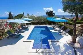 Apartments Šemper - HEATED POOL - Image 1