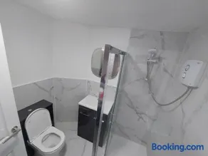 Greenmount - 1 Bed Apartment - Image 5