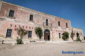 B&B Masseria Mazzetta - La Corte del Falconiere - Image 1
