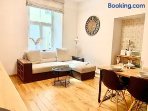 Lossi 32 Apartment - Image 2