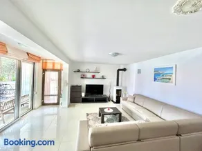 Delux 4 Stars Apartment Ariadne - 1 Min from Beach - Image 2