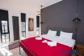3-Person Apartment - By Wehost - Image 4