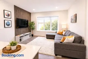 NorthEdge Suites Leduc - Image 1