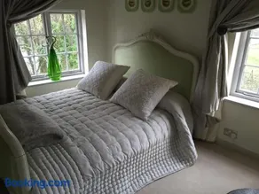 Castle Mill Bed and Breakfast Dorking - Image 4