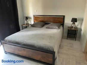Très jolie chambre avec piscine - Image 4