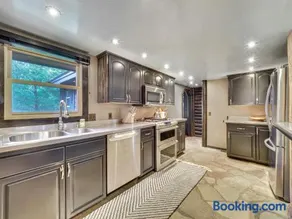 Black Duck Cottage - Image 3
