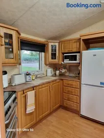 The Duck - Free Fishing, pets welcome - static caravan in Clare, Suffolk - Image 4