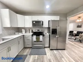 Family-friendly Decatur Oasis - Image 1