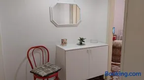 Apartment with sea access - Image 2