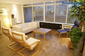 Lighthouse Beach Apartment - Image 3