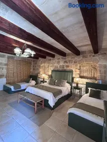 Ta Skorba Farmhouse Mgarr - Image 1