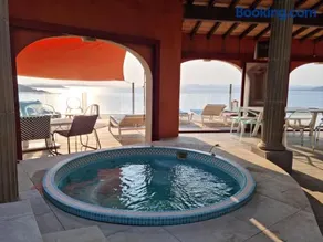 Villa HELIADE -Ile du Levant - Image 1
