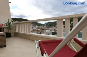 Apartment View - Image 2