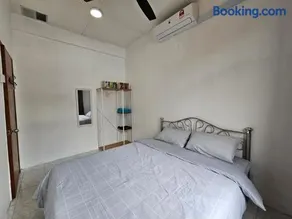 Sapphire Residence - Image 3