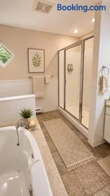 Rosewood House Bed and Breakfast - Image 4
