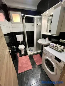 Elkos Apartment - Image 2