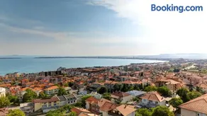 Sea View Hills - Image 1