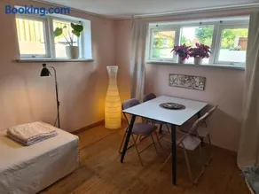 Hyggelig ferielejlighed m have tæt på søerne - Image 3